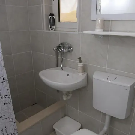 Okrug Gornji Luxurious Escape With Pool - Five Bedroom With Pool Βίλα *